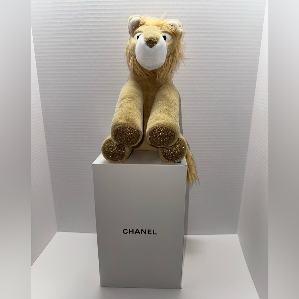 CHANEL COCO CRUSH Lion Lion Doll Novelty Interior Plush Doll Unused